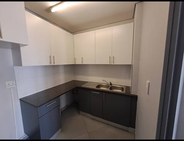 1,575M² OFFICE TO LET IN ILLOVO